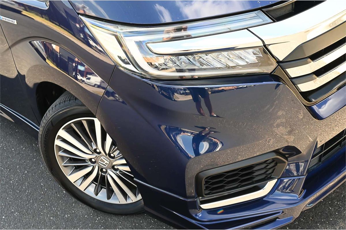 2017 Honda Step Wagon Hybrid G EX Honda Sensing RP5