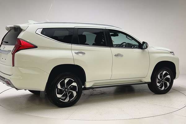 2024 Mitsubishi Pajero Sport GLS QG thumb-2