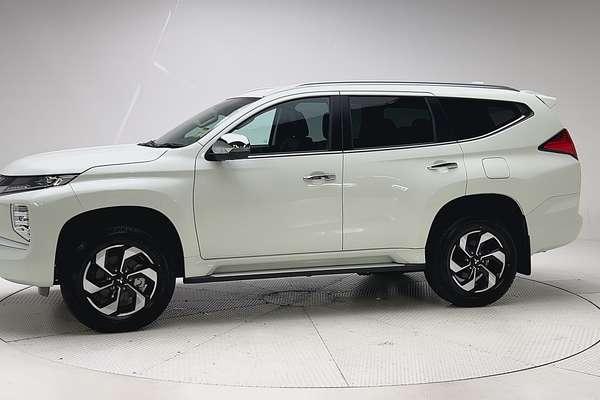 2024 Mitsubishi Pajero Sport GLS QG thumb-6