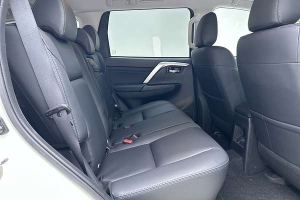 2024 Mitsubishi Pajero Sport GLS QG thumb-11