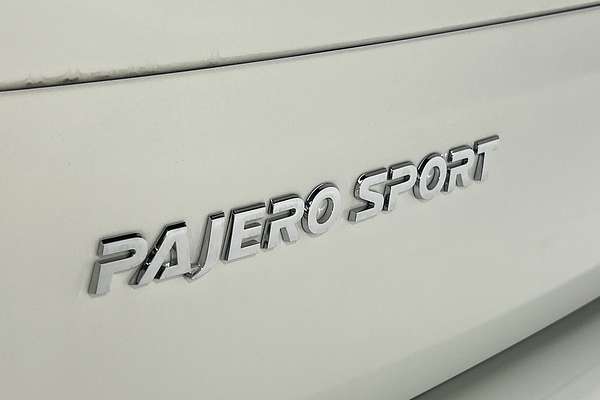 2024 Mitsubishi Pajero Sport GLS QG thumb-21