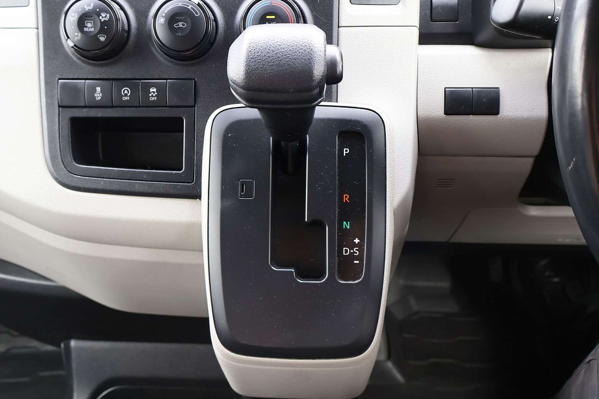 2022 Toyota Hiace GDH300R LWB