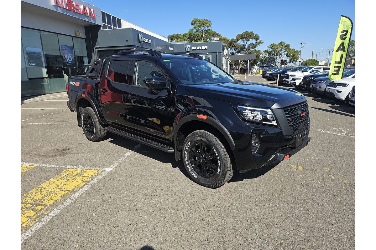 2025 Nissan Navara PRO-4X D23 4X4