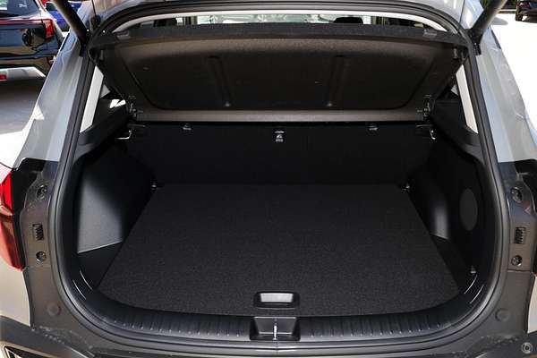 2025 Kia Seltos GT-Line SP2 PE thumb-9