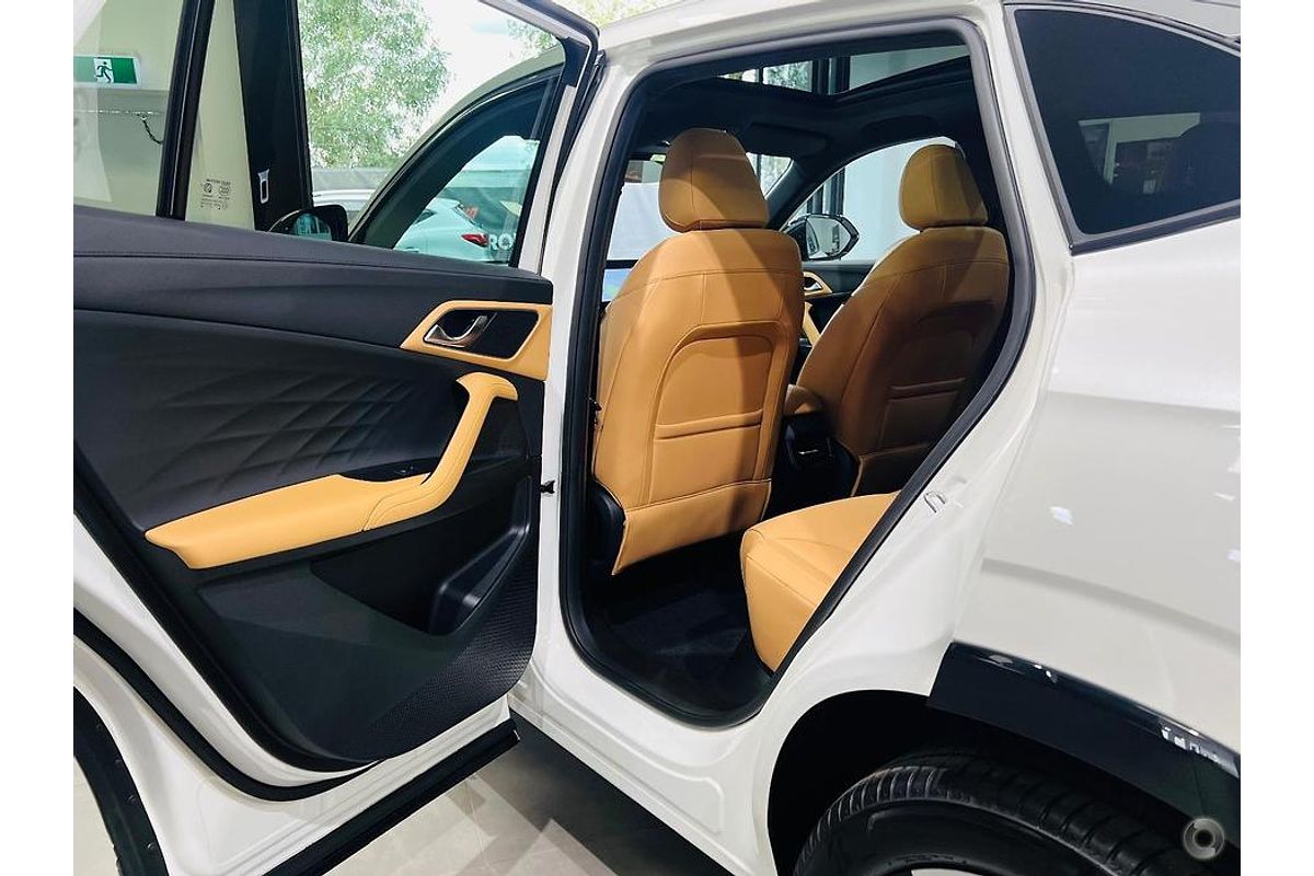 2025 MG HS Hybrid+ Essence AS33H