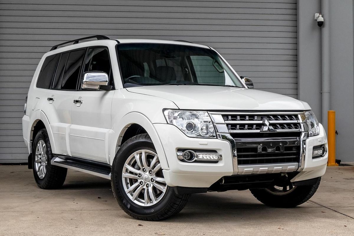 2016 Mitsubishi Pajero GLS NX