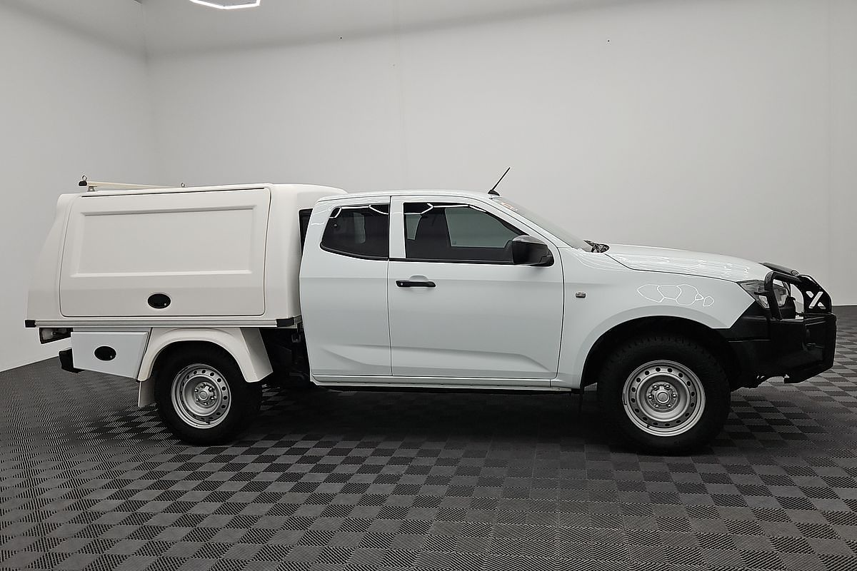 2021 Isuzu D-MAX SX 4X4