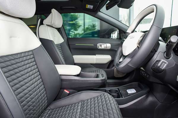 2025 Kia EV4 GT-Line Long Range CT thumb-9