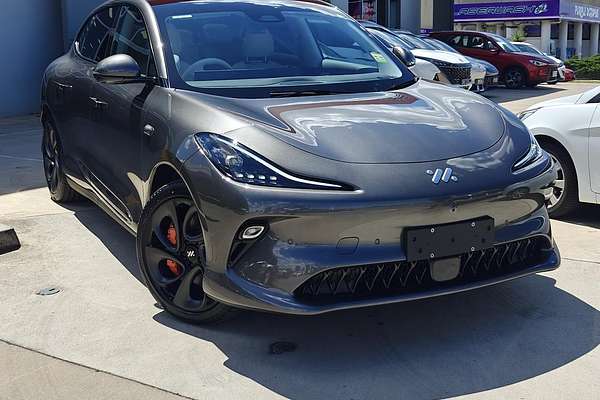 2025 MG IM6 Platinum S12L