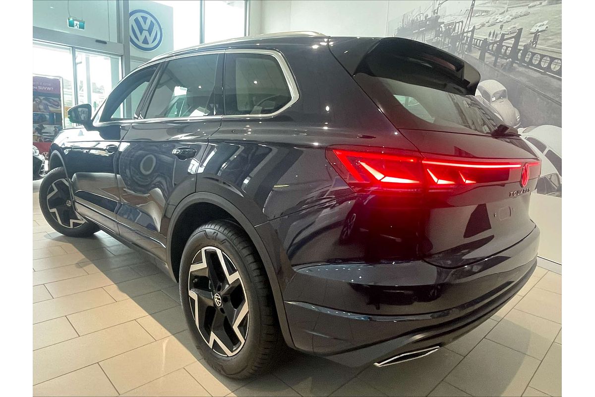 2025 Volkswagen Touareg 170TDI RC