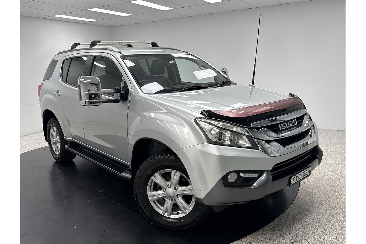 2016 Isuzu MU-X LS-T