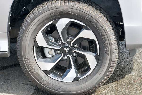 2024 Mitsubishi Pajero Sport GLS QG thumb-3