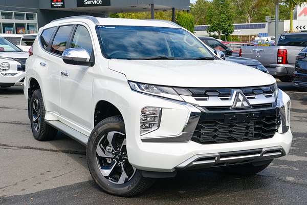 2025 Mitsubishi Pajero Sport GLS QG thumb-0