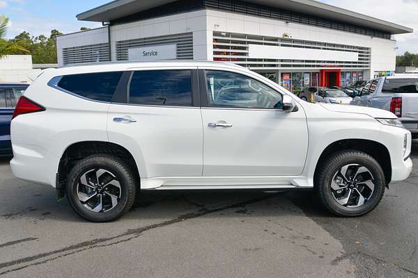 2025 Mitsubishi Pajero Sport GLS QG thumb-4