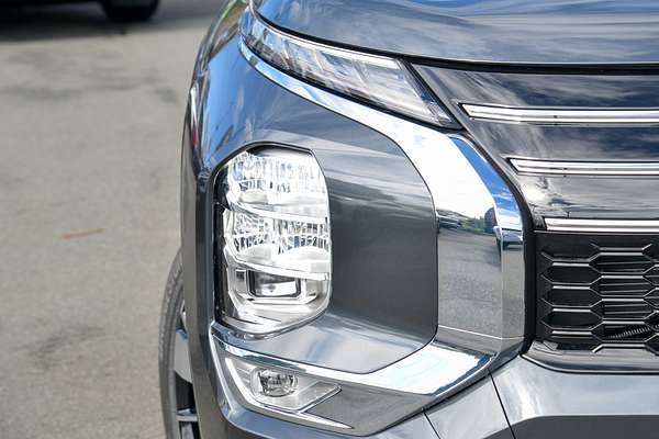 2025 Mitsubishi Outlander Exceed ZM thumb-1