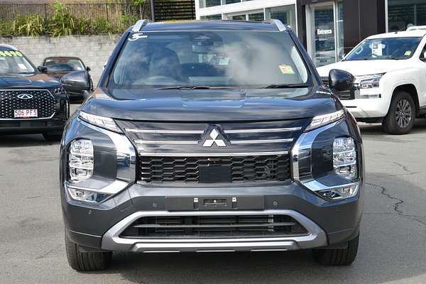 2025 Mitsubishi Outlander Exceed ZM thumb-2