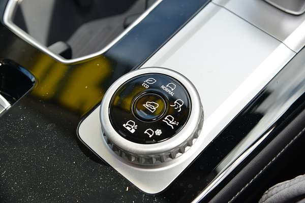 2025 Mitsubishi Outlander Exceed ZM thumb-14