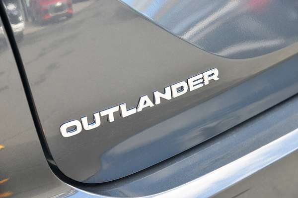 2025 Mitsubishi Outlander Exceed ZM thumb-20