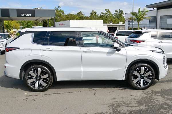 2025 Mitsubishi Outlander Exceed ZM thumb-4