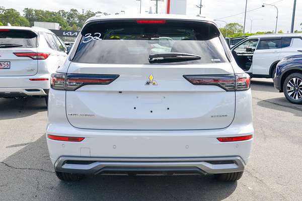 2025 Mitsubishi Outlander Exceed ZM thumb-6