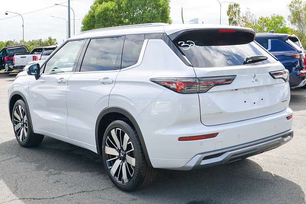 2025 Mitsubishi Outlander Exceed ZM thumb-5