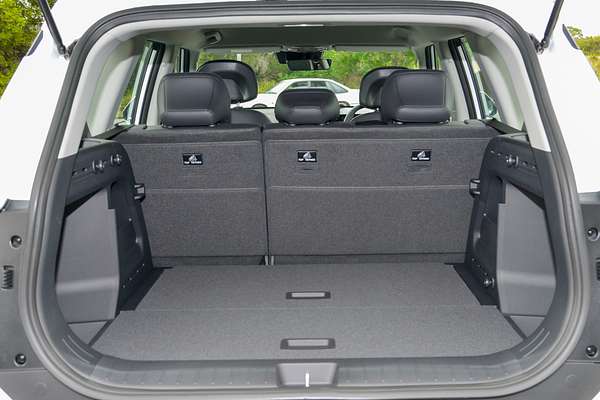 2025 Kia EV5 Air Long Range OVc thumb-18