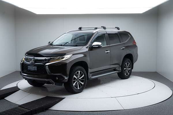 2016 Mitsubishi Pajero Sport Exceed QE