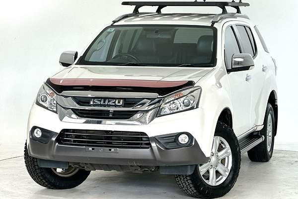2015 Isuzu MU-X LS-T