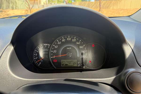 2019 Mitsubishi Mirage ES LA thumb-21