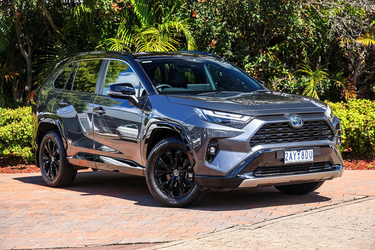 2024 Toyota RAV4 XSE AXAH54R