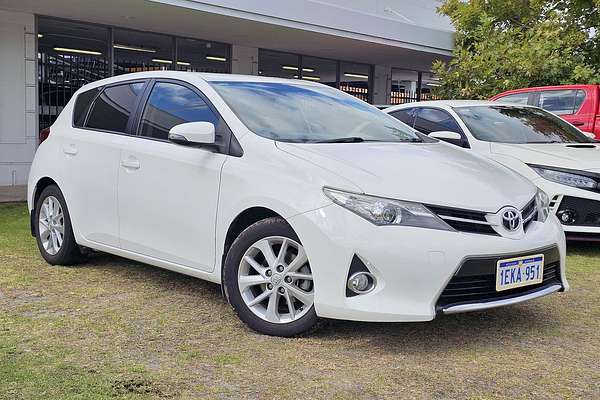 2013 Toyota Corolla Ascent Sport ZRE182R