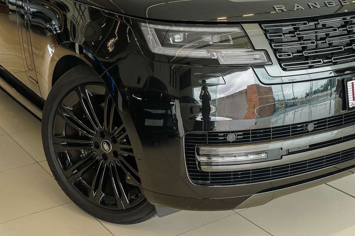 2025 Land Rover Range Rover P530 Autobiography L460 LWB