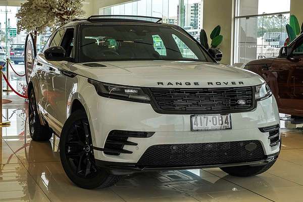2025 Land Rover Range Rover Velar PHEV P400e Dynamic SE L560