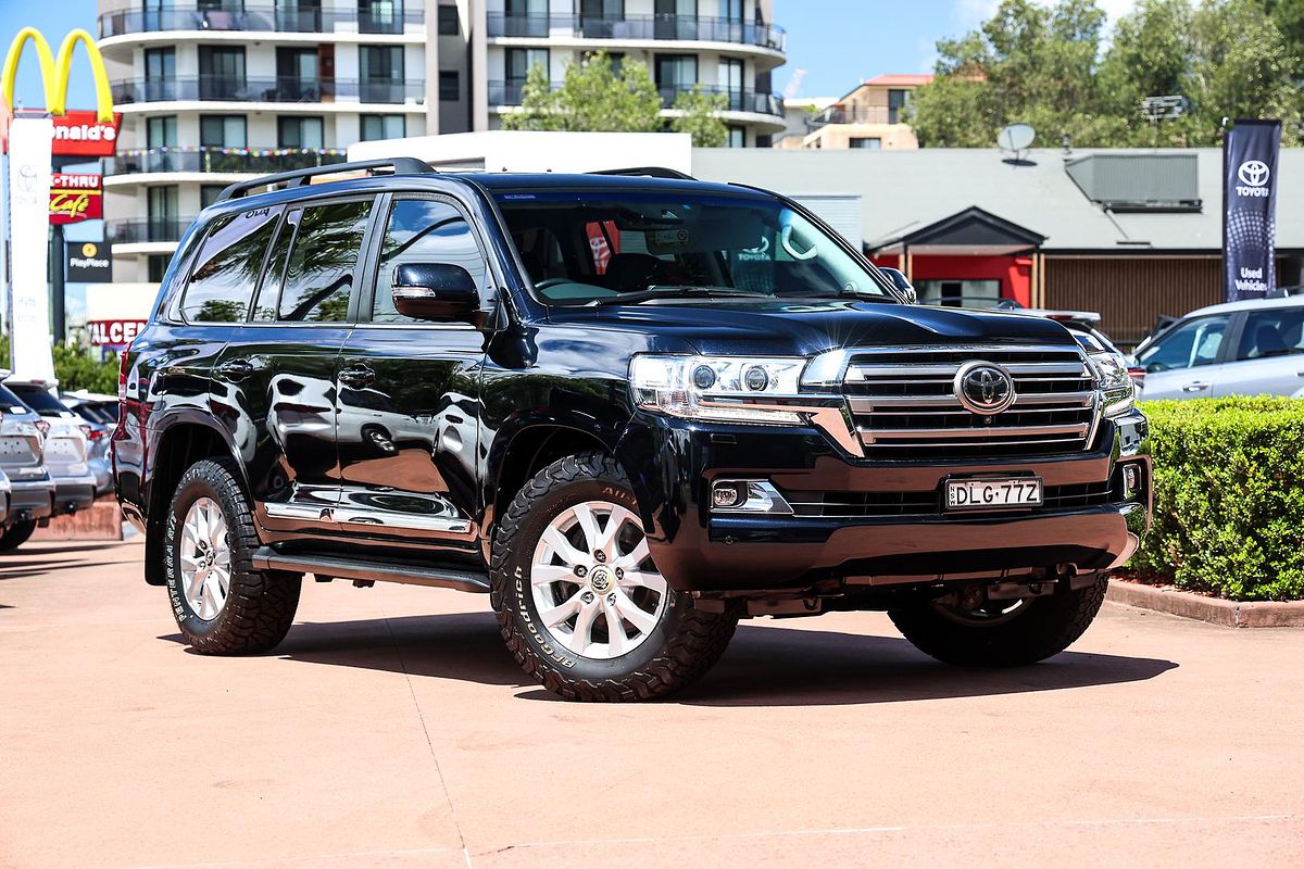 2019 Toyota Landcruiser Sahara VDJ200R