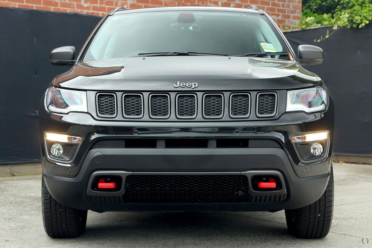 2019 Jeep Compass Trailhawk M6