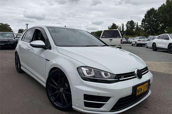 2016 Volkswagen Golf R 7