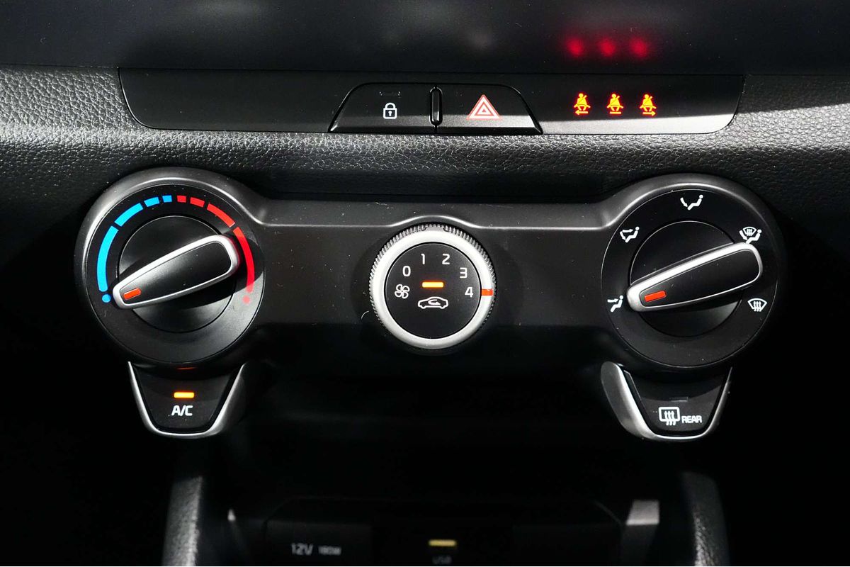 2022 Kia Stonic S YB