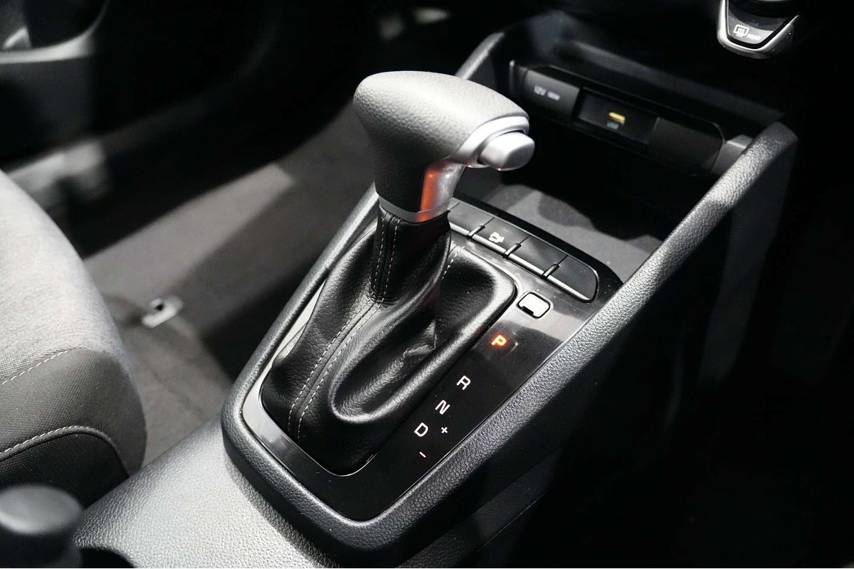 2022 Kia Stonic S YB