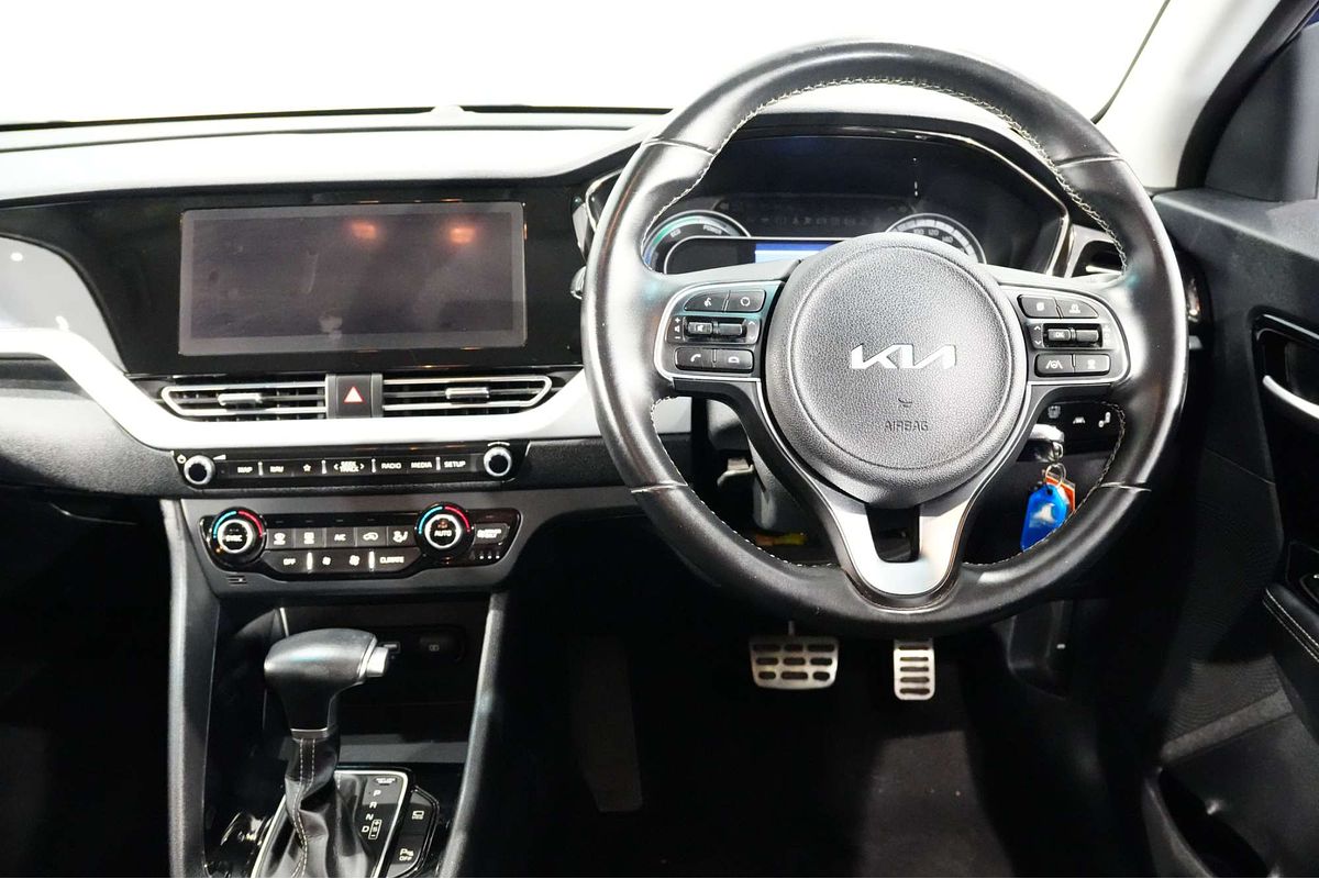 2021 Kia Niro Hybrid Sport DE
