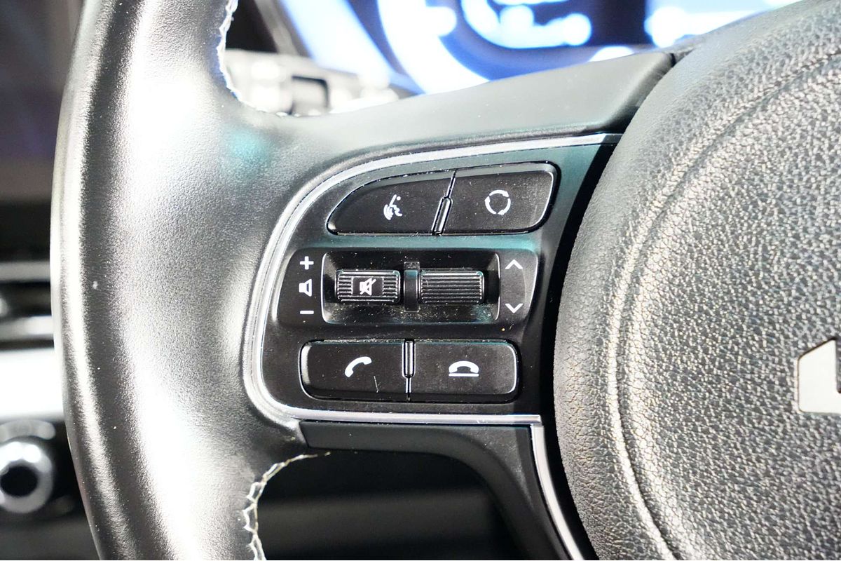 2021 Kia Niro Hybrid Sport DE