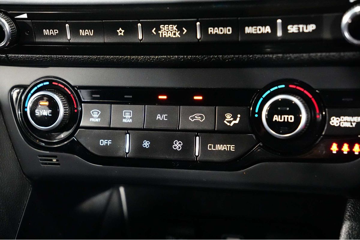 2021 Kia Niro Hybrid Sport DE