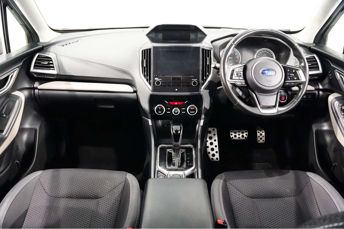 2023 Subaru Forester 2.5i Premium S5