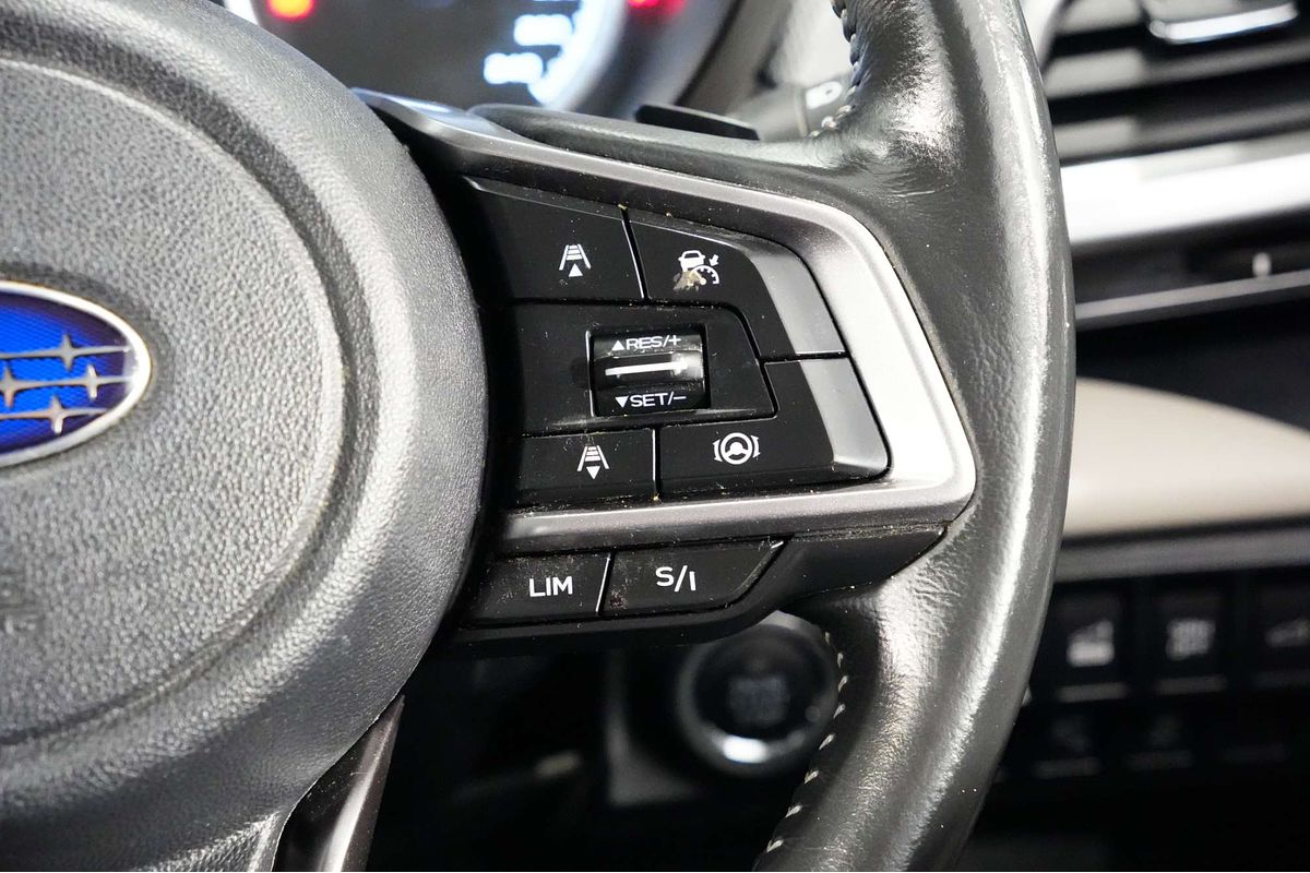 2023 Subaru Forester 2.5i Premium S5