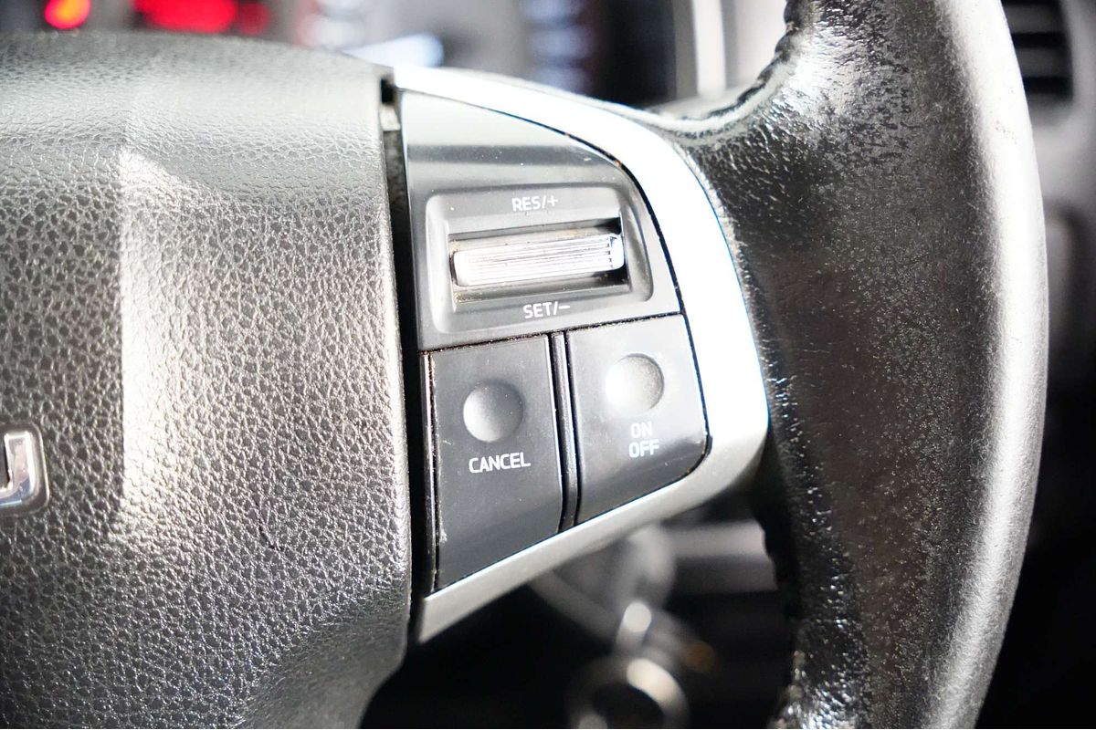 2018 Isuzu D-MAX SX High Ride Rear Wheel Drive