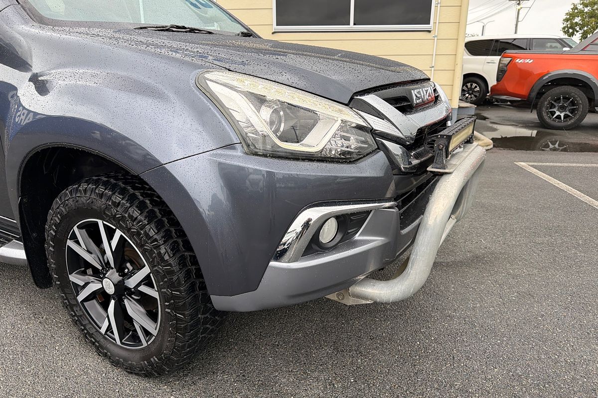 2019 Isuzu MU-X LS-T