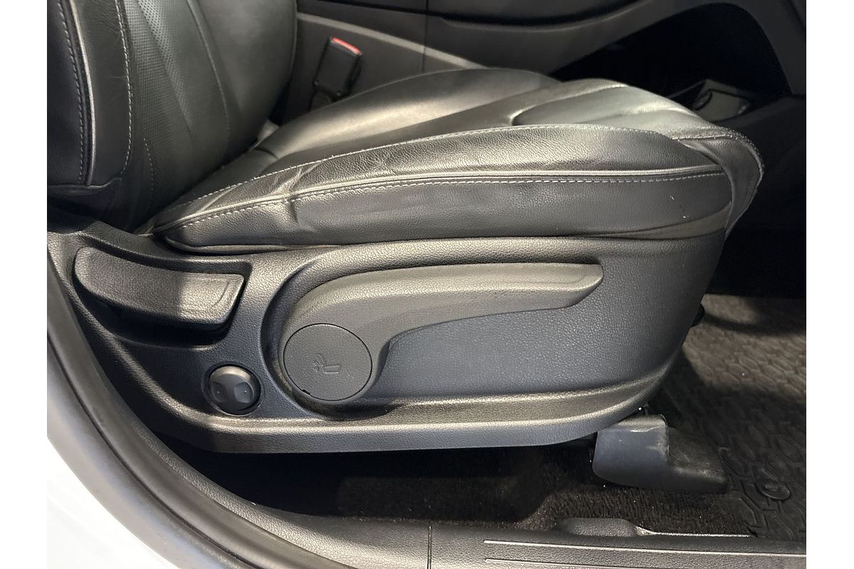 2021 Hyundai Santa Fe Active TM.V3