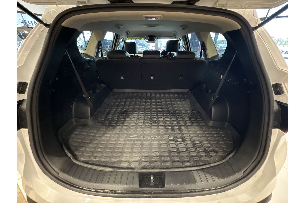 2021 Hyundai Santa Fe Active TM.V3