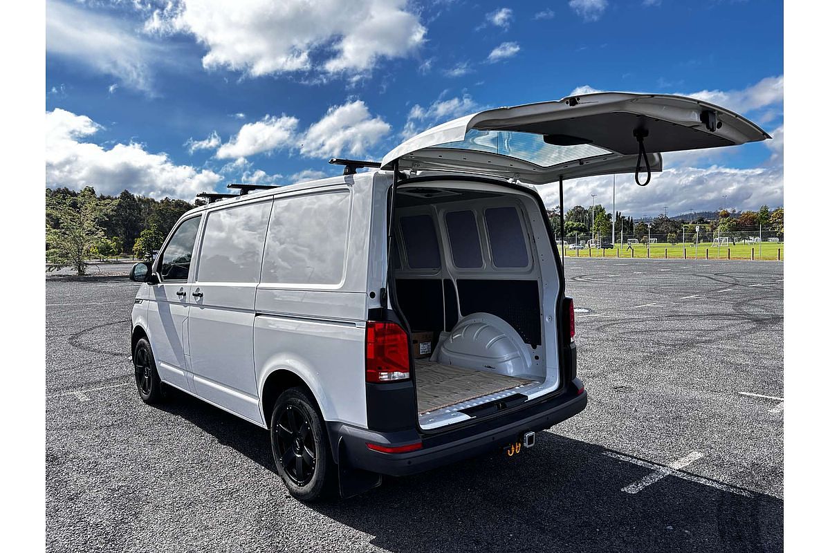 2024 Volkswagen Transporter TDI450 T6.1 SWB