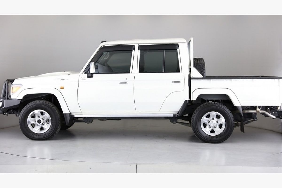 2019 Audi A3 40 TFSI S line plus 8V