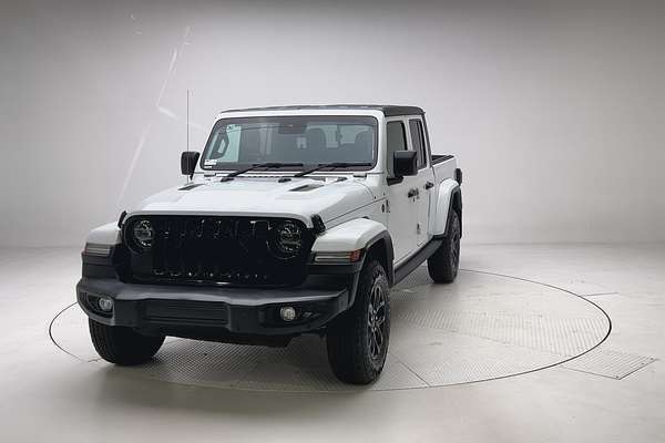2022 Jeep Gladiator Night Eagle JT 4X4 thumb-2